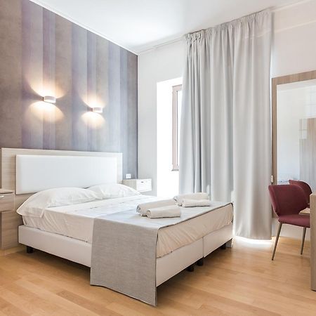 Luciano Laterani Guest House โรม ภายนอก รูปภาพ