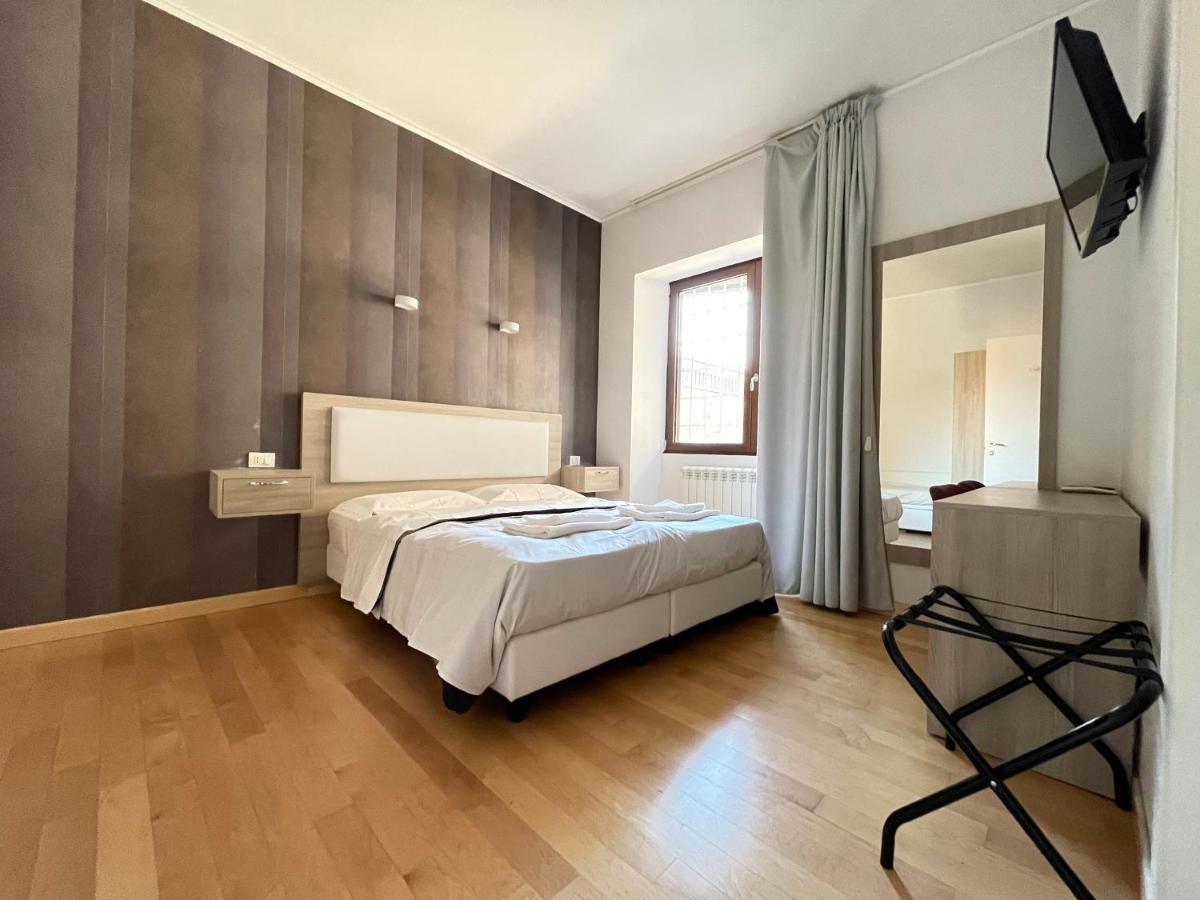 Luciano Laterani Guest House โรม ภายนอก รูปภาพ