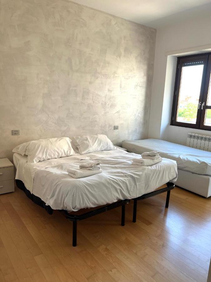 Luciano Laterani Guest House โรม ภายนอก รูปภาพ