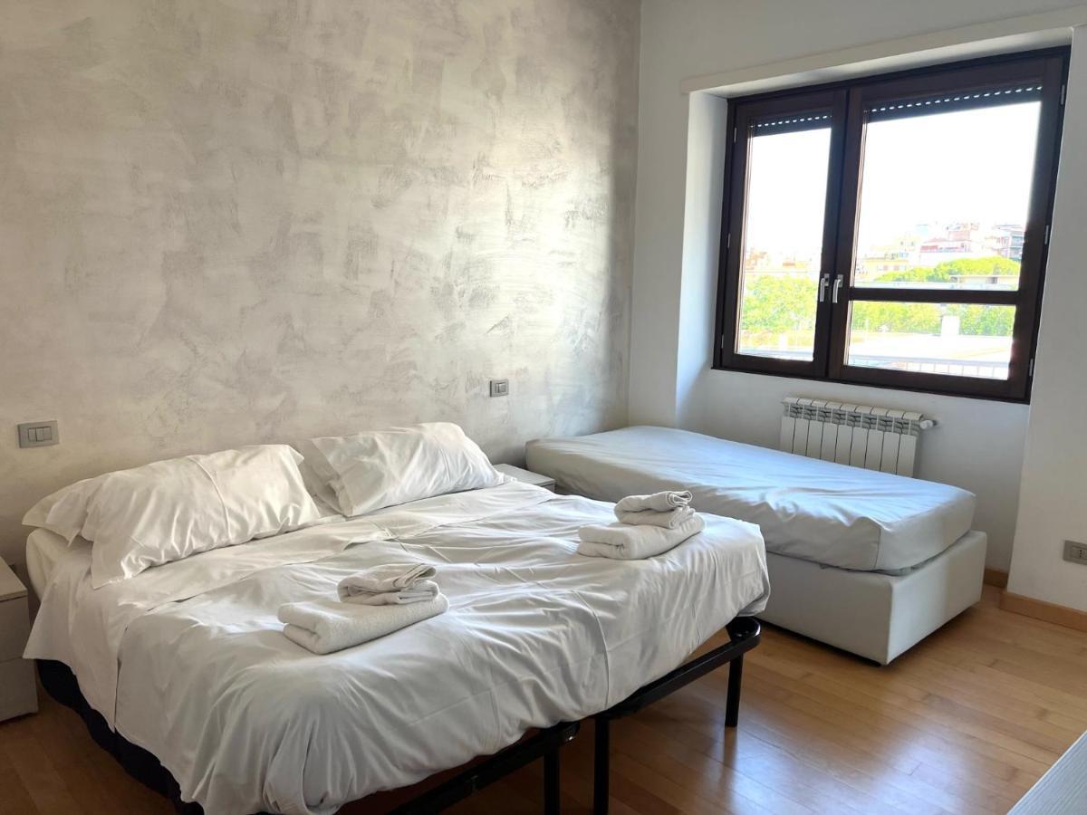 Luciano Laterani Guest House โรม ภายนอก รูปภาพ