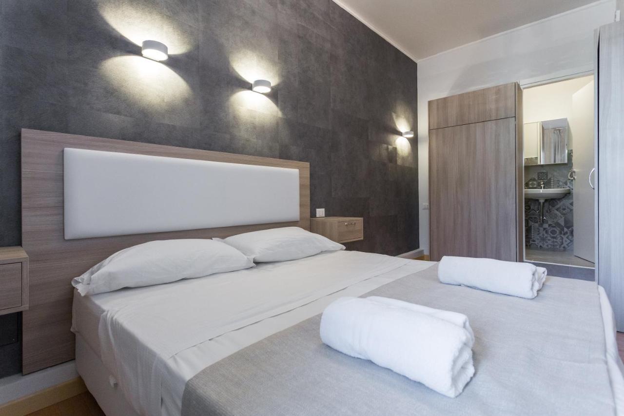 Luciano Laterani Guest House โรม ภายนอก รูปภาพ